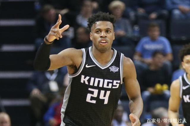 沈萍、颜鹏任三亚亚沙会开幕式中国体育代表团旗手